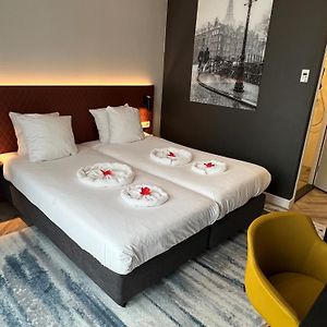 Comfort  Without Window Room